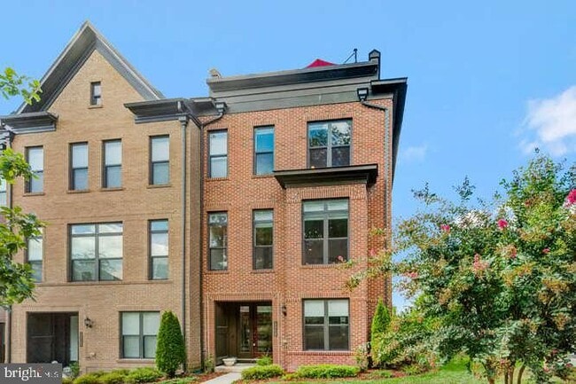 12258 Sessile Commons in Fairfax, VA - Building Photo - Building Photo
