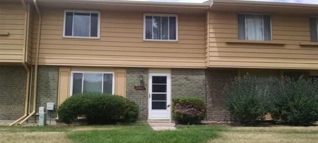 12448 E Kansas Pl