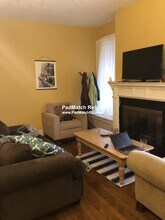 1269 Commonwealth Ave, Unit 2 in Boston, MA - Foto de edificio - Building Photo
