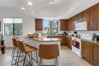 985 Sandpiper St in Naples, FL - Building Photo - Building Photo