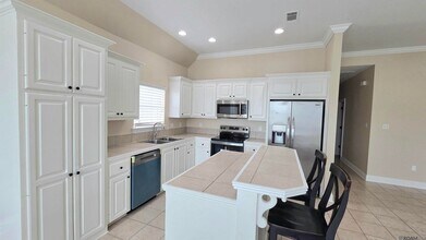 2934 Nicholson Lake Dr in Baton Rouge, LA - Building Photo - Building Photo