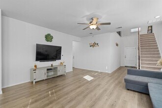 11600 Caithness Way in Austin, TX - Building Photo - Building Photo