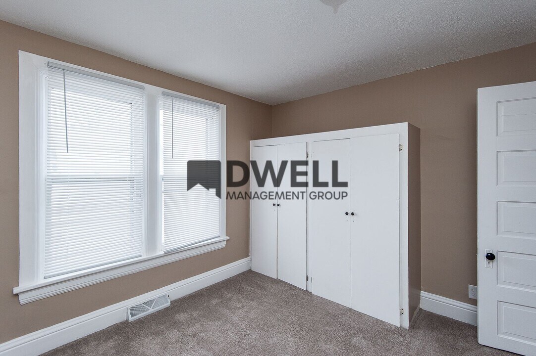 723 E Center St-Unit -2 in Rochester, MN - Building Photo