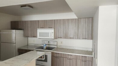 15077 SW 103rd Terrace-Unit -8103 in Miami, FL - Building Photo - Building Photo