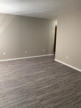 Hanover House Apartments in Cleveland, OH - Building Photo - Building Photo