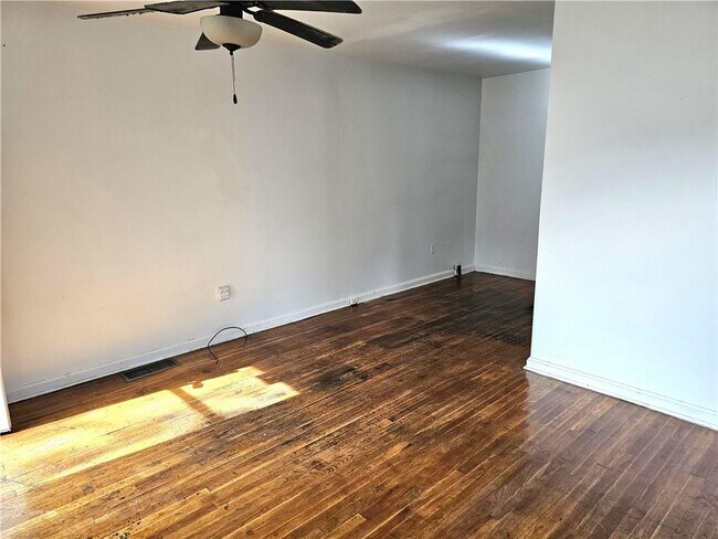 1877 Chapman Ave in Atlanta, GA - Building Photo - Building Photo