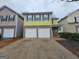 206 Southwind Ln in Newnan, GA - Building Photo