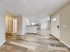 1117 Woodbriar St in Clayton, NC - Foto de edificio - Building Photo