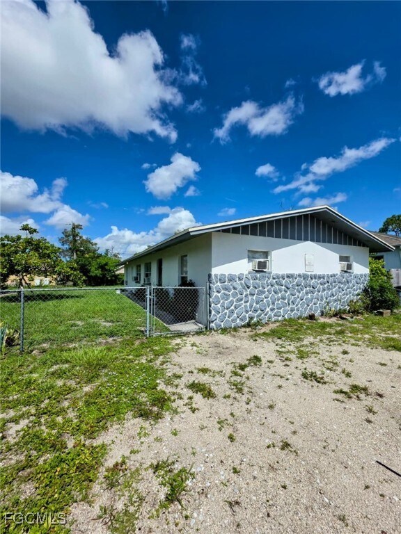 property at 5626 Sixth Ave