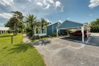 3353 Timberwood Cir in Naples, FL - Building Photo - Building Photo