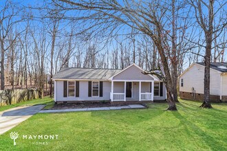 8200 Chrisbry Ln in Charlotte, NC - Building Photo - Building Photo