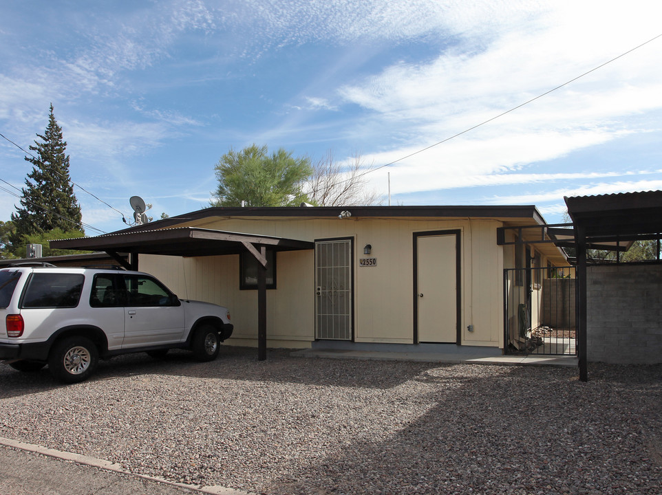 2550-2552 E Sequoyah St in Tucson, AZ - Building Photo