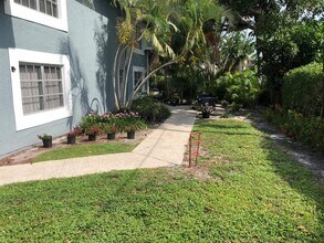 422 SW 9th St-Unit -1 in Boca Raton, FL - Building Photo - Building Photo