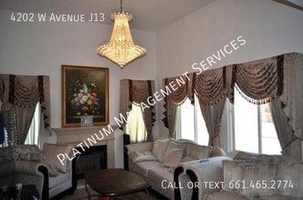 4202 W Avenue J13 in Quartz Hill, CA - Building Photo - Building Photo