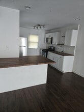 128 W Loudon St in Philadelphia, PA - Building Photo - Building Photo