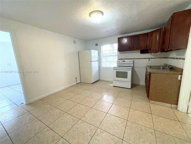 property at 6111 Buchanan St