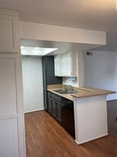 4201 Las Virgenes Rd, Unit 205 in Calabasas, CA - Building Photo - Building Photo