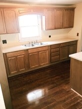 1682 Beatrice St in Westland, MI - Building Photo - Building Photo