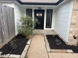 11935 Firebird Dr in Houston, TX - Building Photo