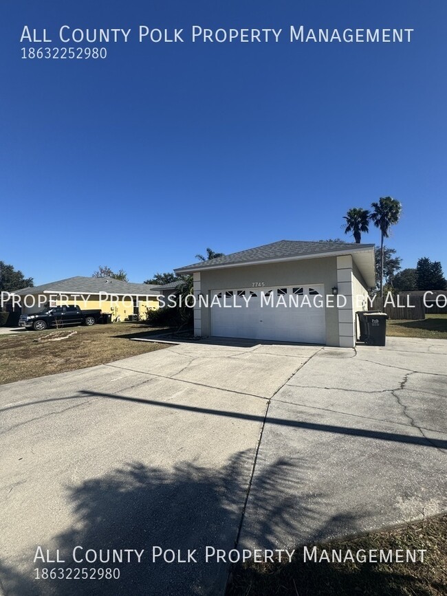 7745 Ashford Dr in Lakeland, FL - Building Photo - Building Photo