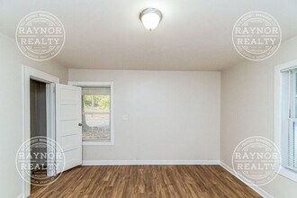 117 S Briggs Ave in Durham, NC - Building Photo - Building Photo