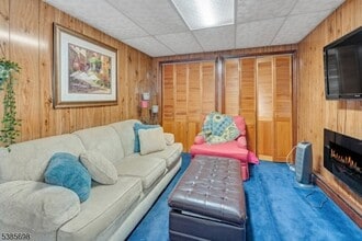 512 McBride Ave in Woodland Park, NJ - Foto de edificio - Building Photo