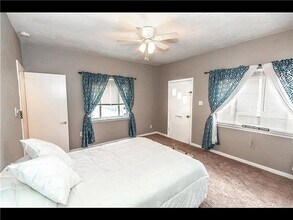 411 Sapphire Way in Pittsburgh, PA - Building Photo - Building Photo