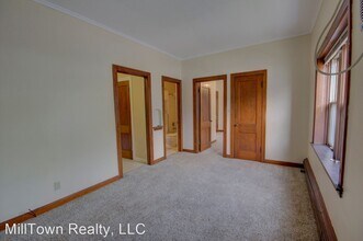 1726 9th St in Moline, IL - Building Photo - Building Photo