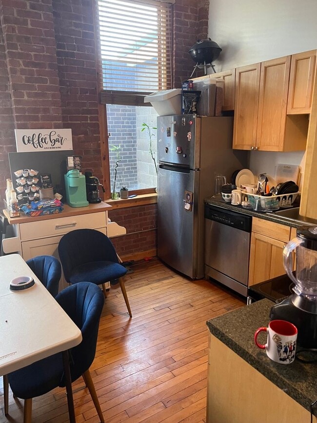 325 Lafayette St in Bridgeport, CT - Building Photo - Building Photo