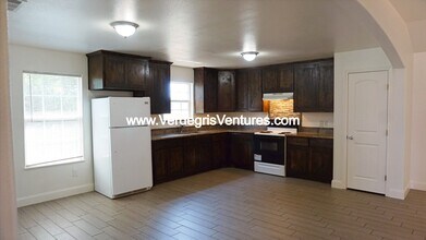 9520 Prairieview Dr in Fort Worth, TX - Building Photo - Building Photo