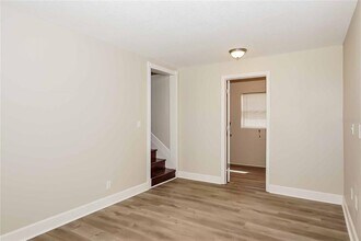 38 Woodlake Dr in Port Orange, FL - Foto de edificio - Building Photo