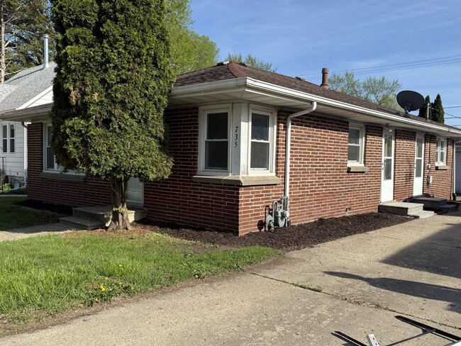 property at 735 Armstrong St