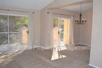 468 Shelburne Ln in Simi Valley, CA - Building Photo - Building Photo