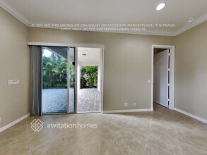 154 Isle Verde Way in Palm Beach Gardens, FL - Building Photo - Building Photo