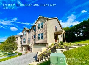 703 Country Club Rd in Red Lion, PA - Building Photo - Building Photo