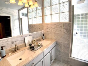 1209 Orange Ave in McAllen, TX - Building Photo - Building Photo