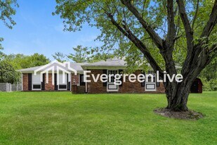 4431 Greenmeadow Ct in Indianapolis, IN - Building Photo