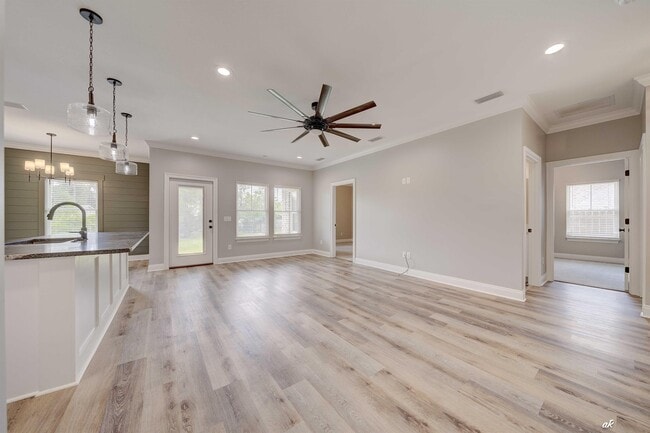 4447 Huckleberry Ln in Southport, FL - Building Photo - Building Photo