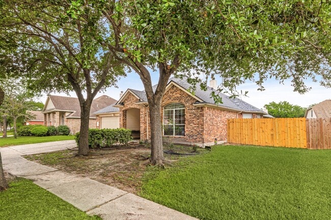 property at 9431 Water Edge Point Ln