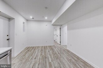 5305 Dana Pl NW in Washington, DC - Building Photo - Building Photo