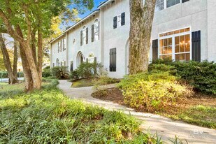 460 Equality Ave in Fairhope, AL - Building Photo