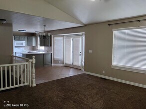 2127 S 2000 W in Syracuse, UT - Building Photo - Building Photo