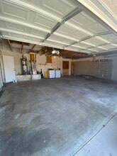 11215 Westbrook Dr in Adelanto, CA - Building Photo - Building Photo