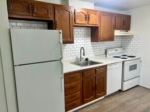 132 NW Larry St, Unit 132 in Pullman, WA - Foto de edificio - Building Photo