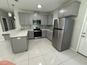 4717 Mulberry Ave in McAllen, TX - Building Photo - Building Photo