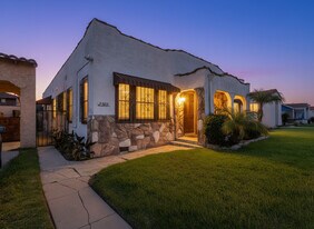 2509 W 73rd St, Unit 2509 in Los Angeles, CA - Building Photo