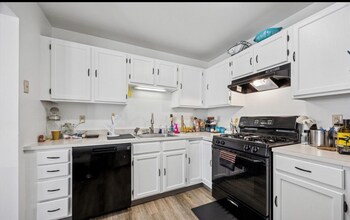 801 Evergreen Cir in Telford, PA - Building Photo - Building Photo