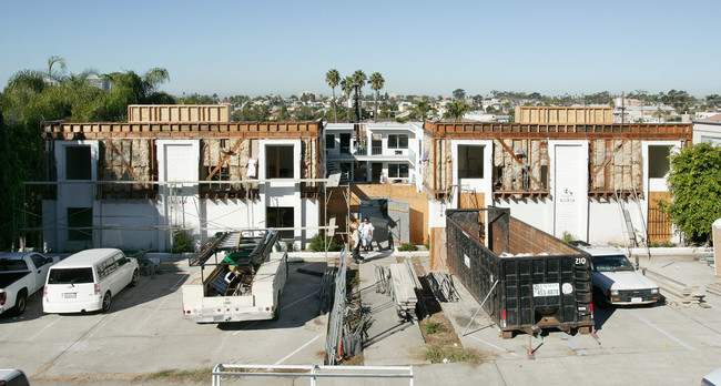 4146 Hamilton St in San Diego, CA - Foto de edificio - Building Photo