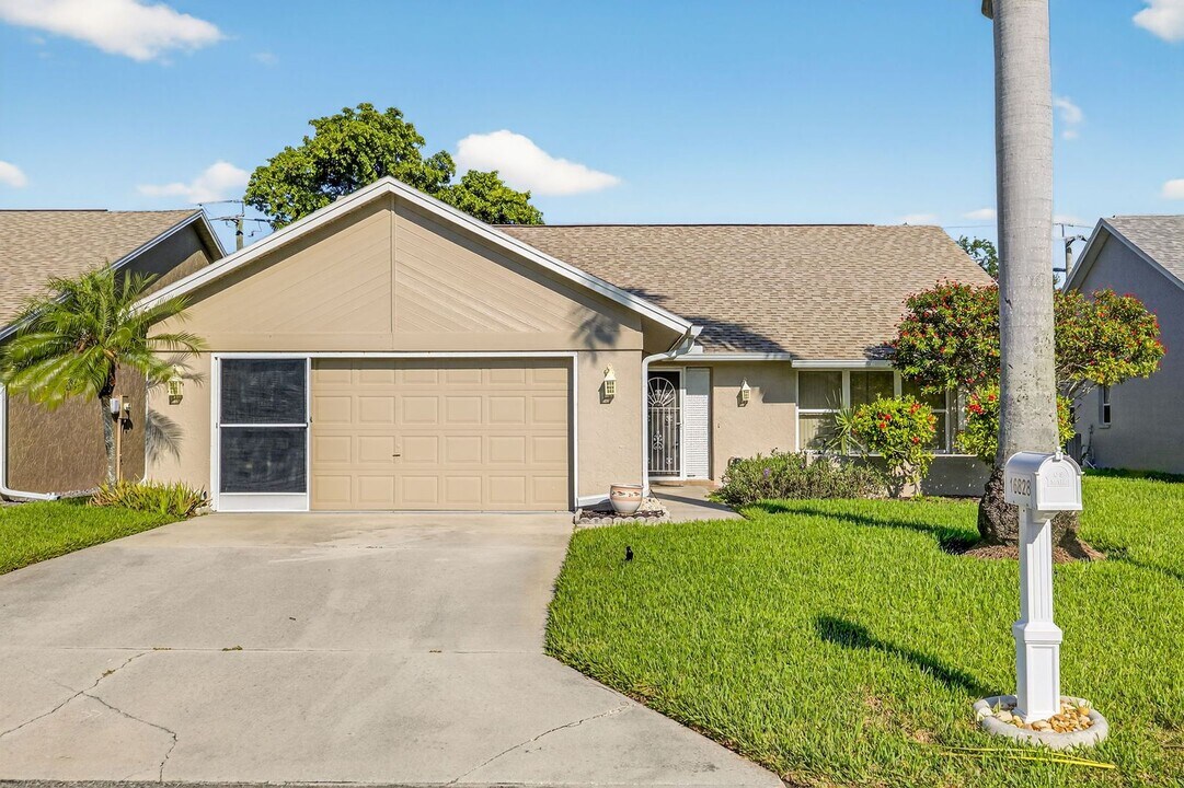 16828 Coriander Ln in Ft. Myers, FL - Building Photo