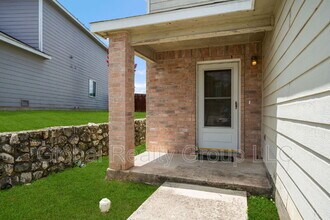 3722 Longhorn Creek in San Antonio, TX - Building Photo - Building Photo